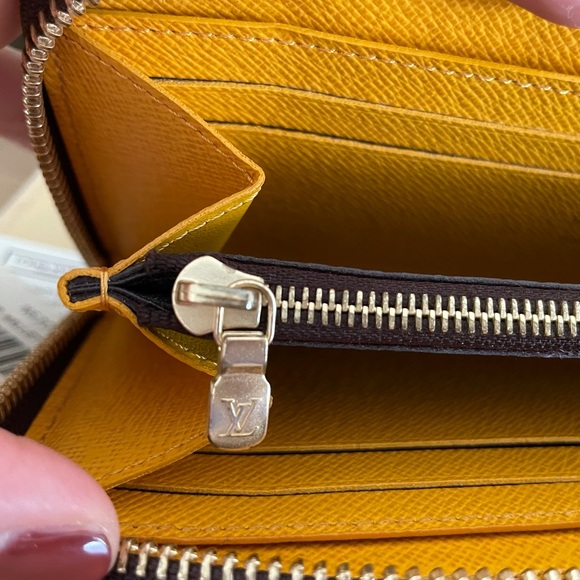 Sold Louis Vuitton Monogram Clemence Wallet - Picture 7 of 11